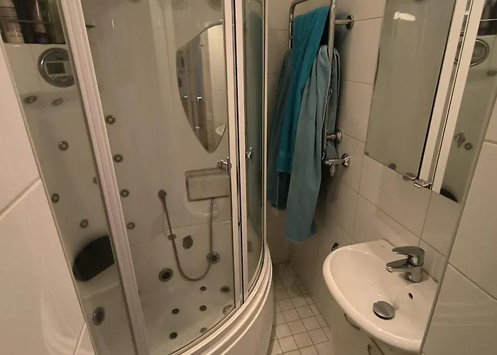 Apartment Spacious And Bright For 4 *